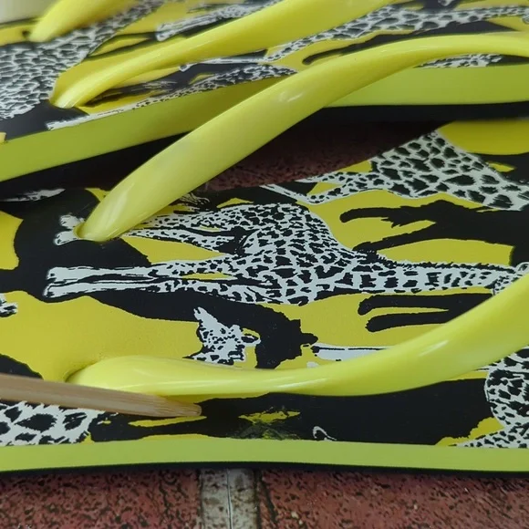 Kate Spade Flip Flops Women's Feldon Giraffe Sandal Yellow Black NWT Size 7/8 - Picture 8 of 16
